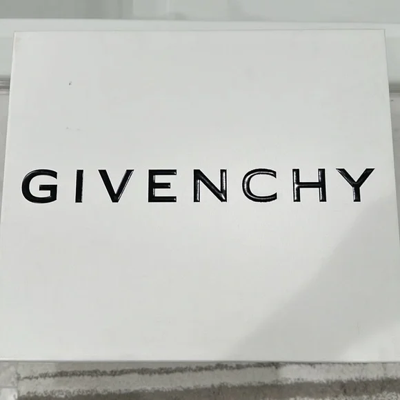 Givenchy Off-White Spectre Runner Zip Sneakers Size 42 9 US DD300